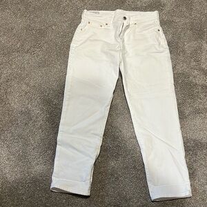 Gap white Jean size 6 petite